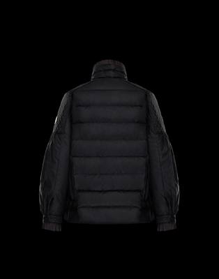 moncler kabát méretezés