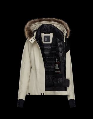 moncler magyarország