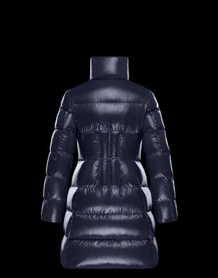 moncler kabát ára