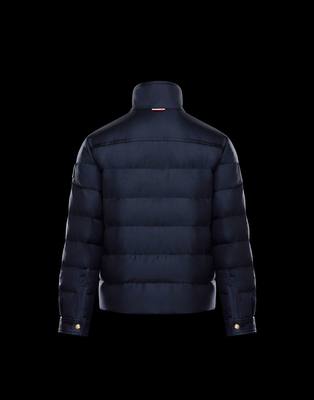 moncler kabát ára