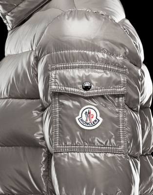 moncler outlet budapest